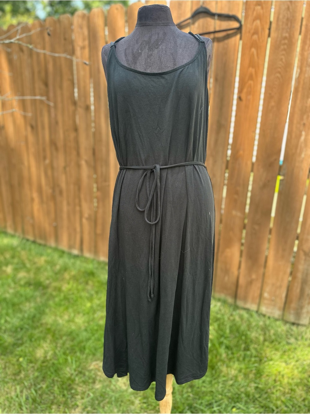 LOFT Black Sleeveless Tie-Waist Midi Dress